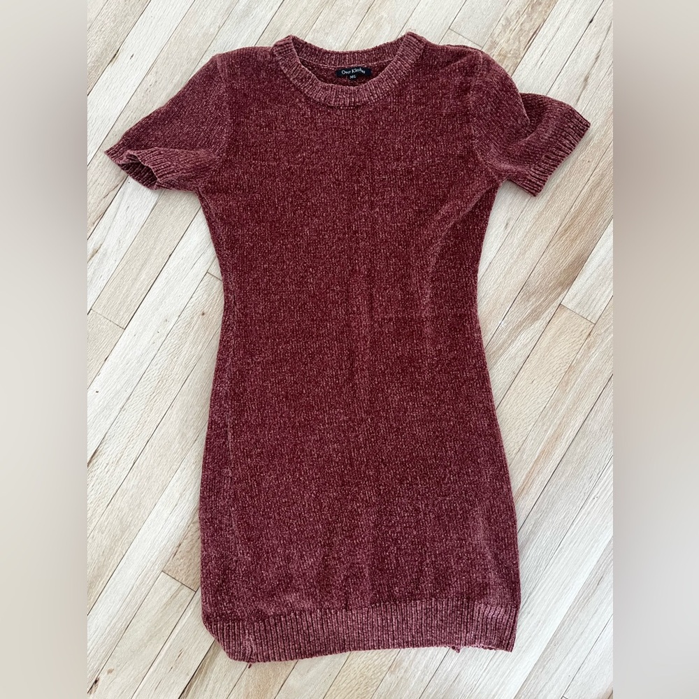 Over Kleshas dress. Size M/L.